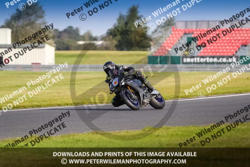 enduro digital images;event digital images;eventdigitalimages;no limits trackdays;peter wileman photography;racing digital images;snetterton;snetterton no limits trackday;snetterton photographs;snetterton trackday photographs;trackday digital images;trackday photos